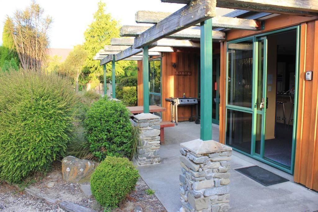 Villa Popular Family And Pet Friendly Modern Cosy Bach Wifi Hanmer Springs Exterior foto